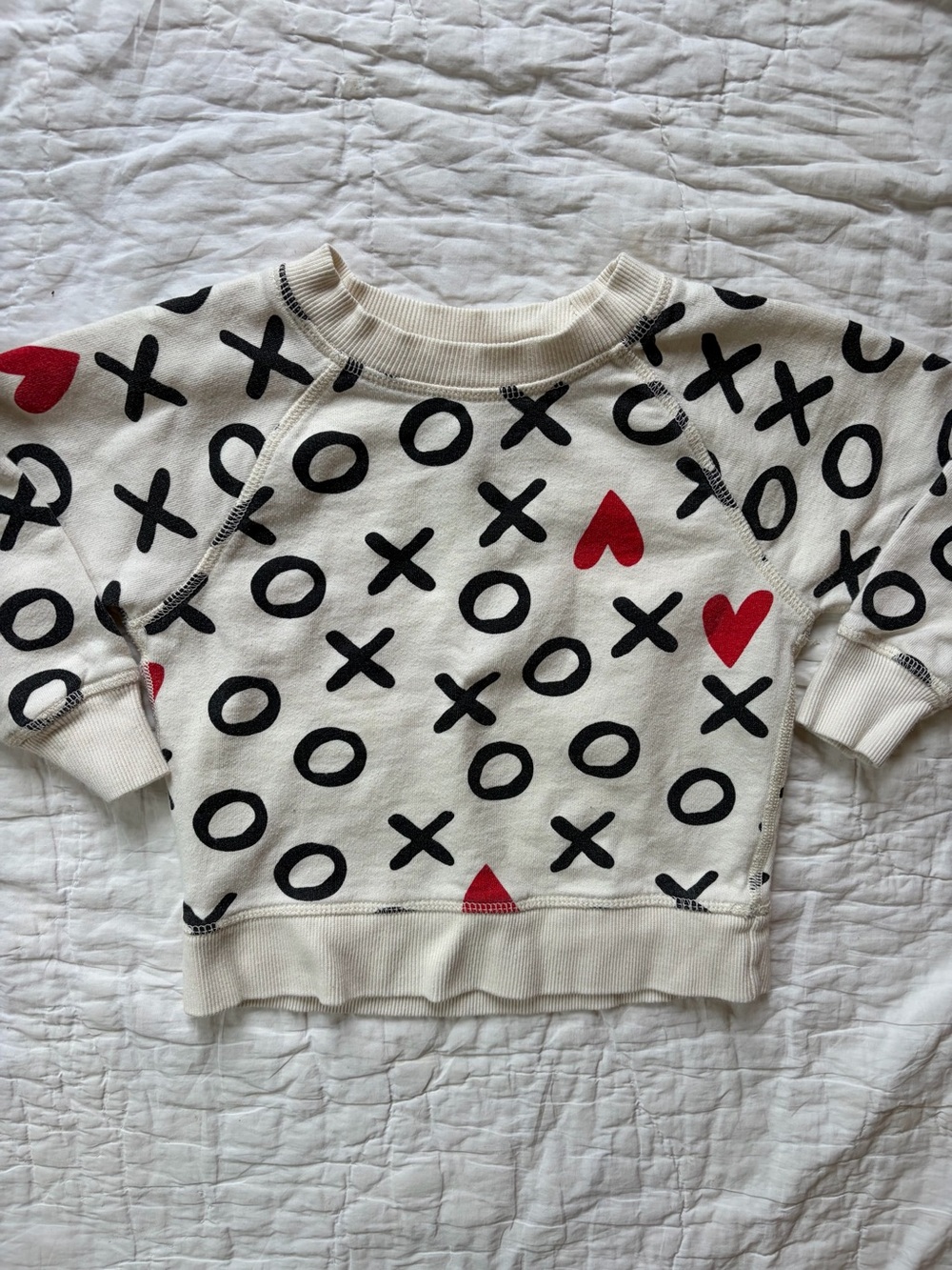 Hanna Andersson Youth Valentine’s Sweatshirt - Xoxo graphic print
